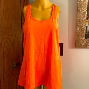 Under Armour dry fit tank top